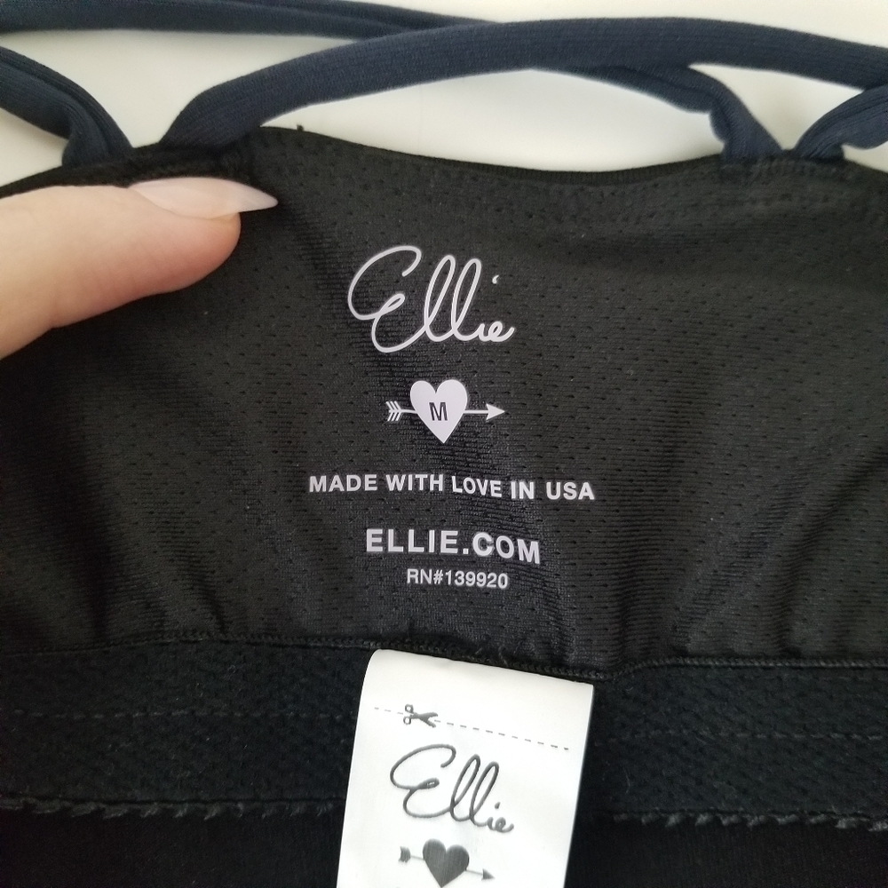 Ellie Workout Tank Black/Navy Activewear in Size M - Picture 7 of 12